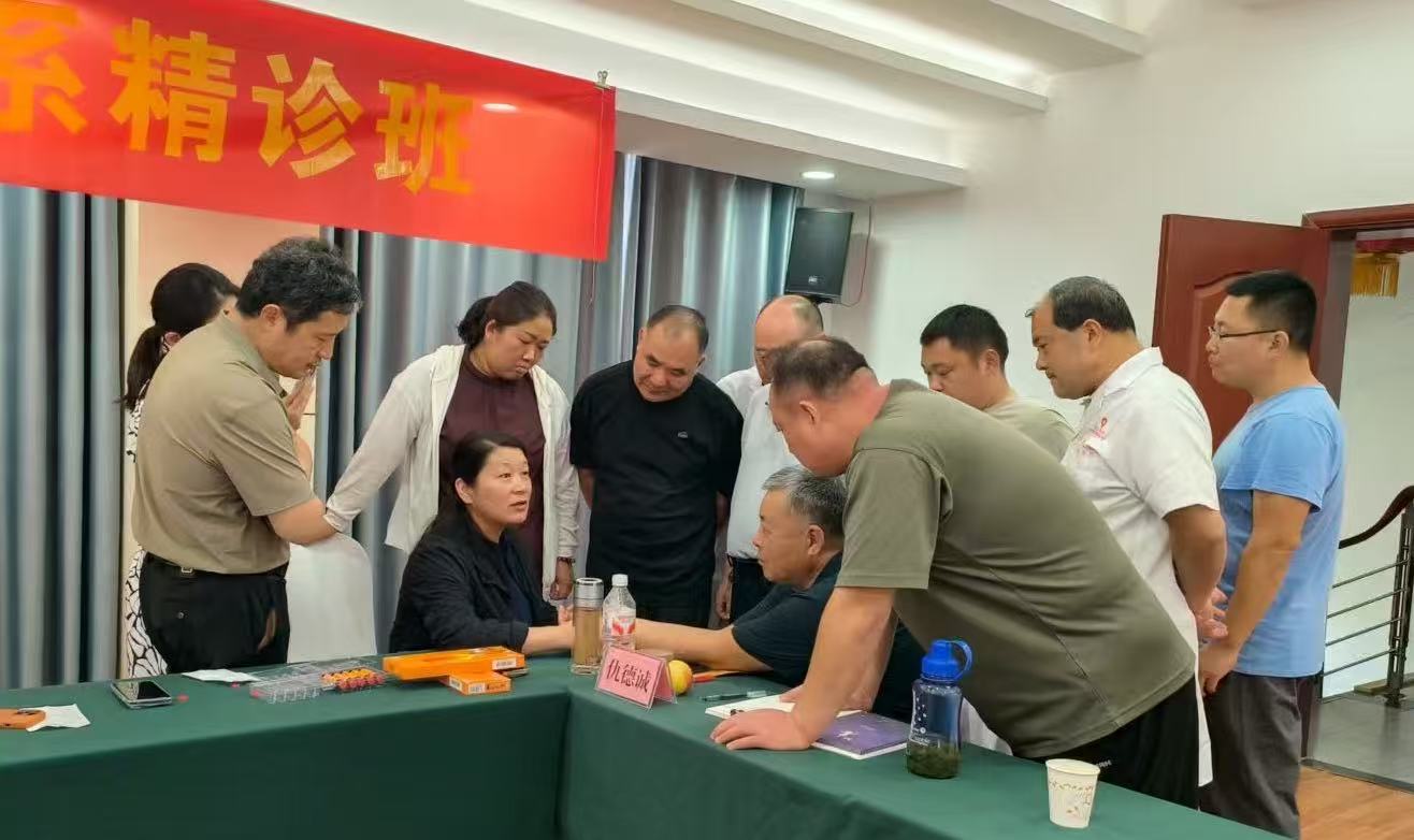 亲临指导